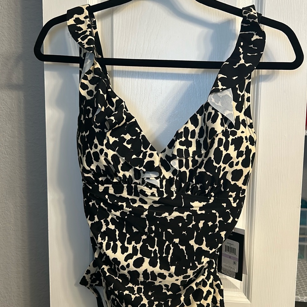 Women bathing suit
